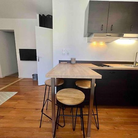 Appartement Climatise 4 Personnes / Centre-Ville Besancon Ngoại thất bức ảnh
